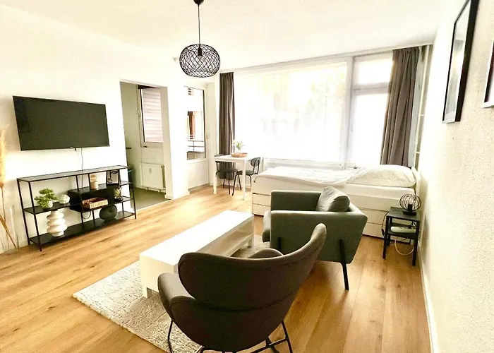 Schoene In Linden - 48qm, Moderne Kueche, Bad, Balkon, 4 Personen, Wifi Appartement *