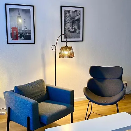 아파트 Schoene In Linden - 48qm, Moderne Kueche, Bad, Balkon, 4 Personen, Wifi *